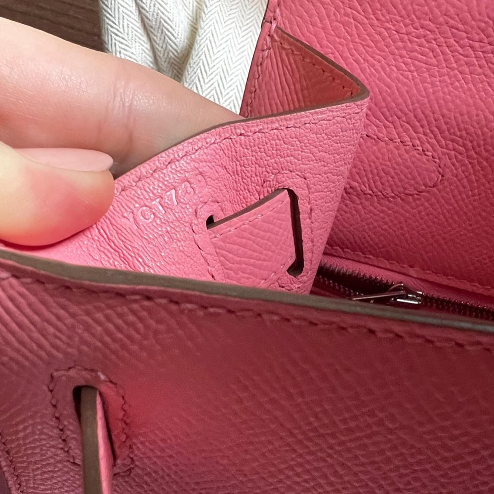 Hermes Kelly 28 Leather Handsbag - Picture 9 of 11